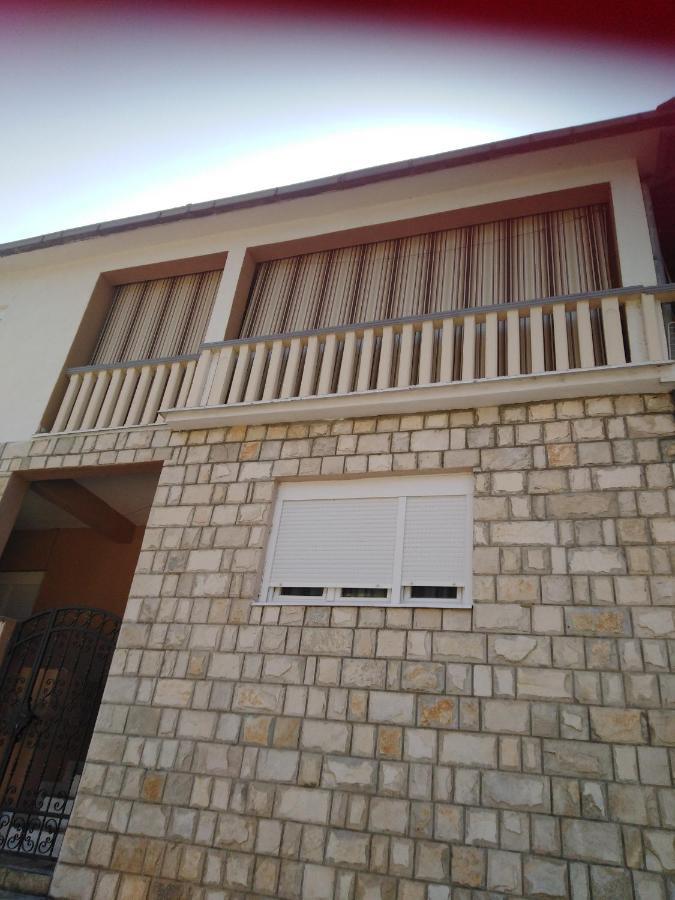 Apartamento Janina Hisa Stolac Exterior foto